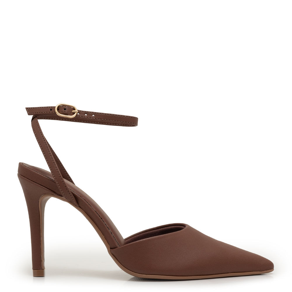 Constance Scarpin Solado Vermelho Marca Salto Preto Com Solado