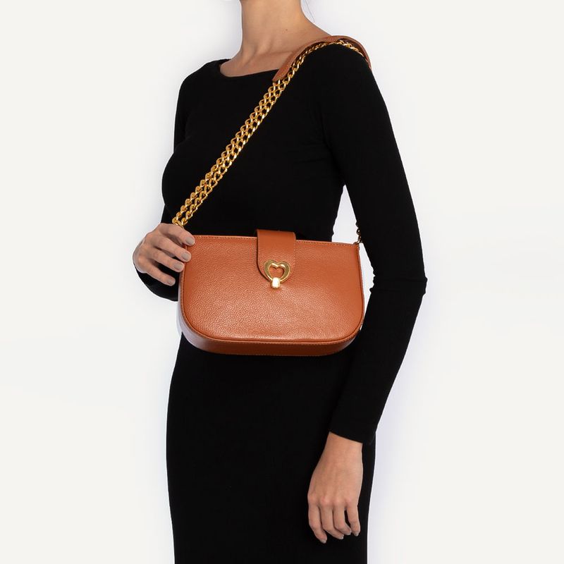 Bolsa Tiracolo Couro Fecho de Coração - Constance Calçados
