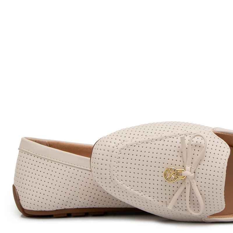 Mocassim Laço Enfeite Off White - Constance Calçados