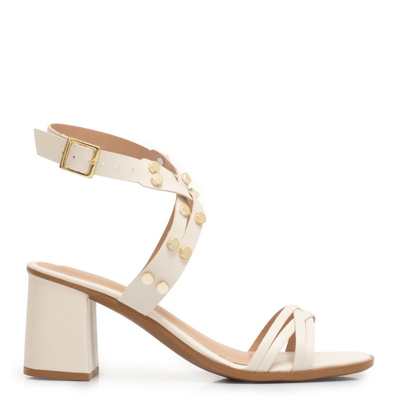 Sandália Off White Tachas - Constance Calçados