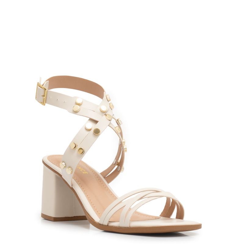 Sandália Off White Tachas - Constance Calçados