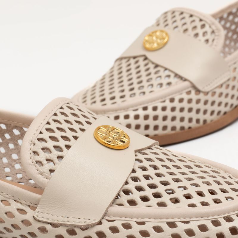 Mocassim Off White Laser Medalha - Constance Calçados