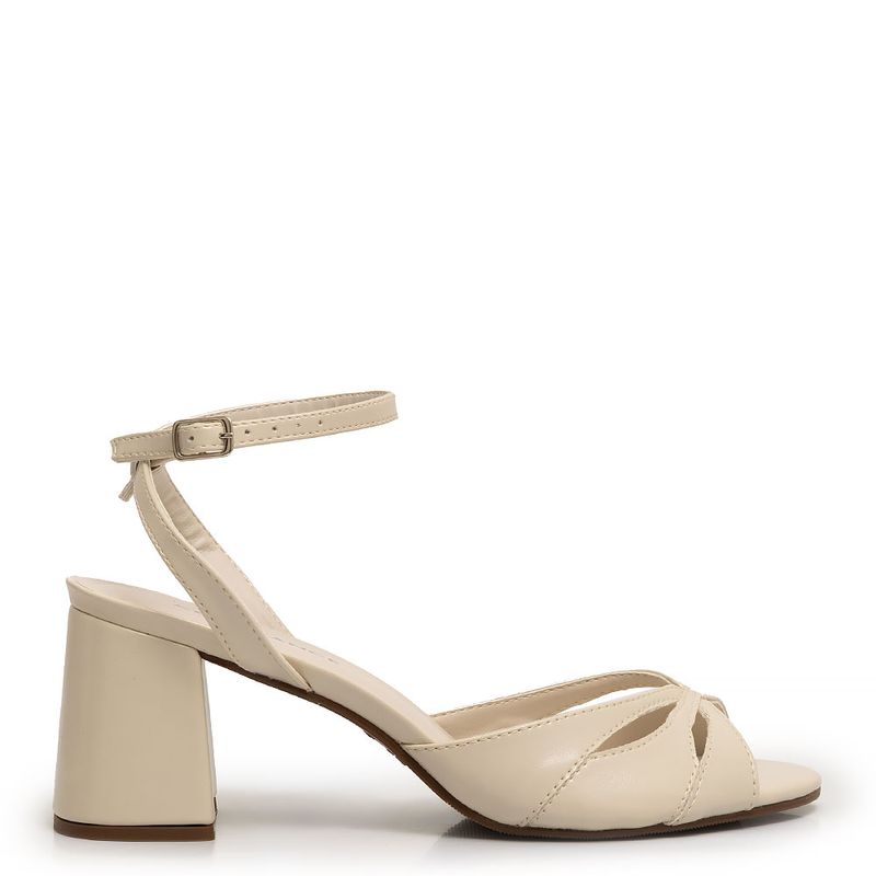 Sandália Off White Recortes - Constance Calçados